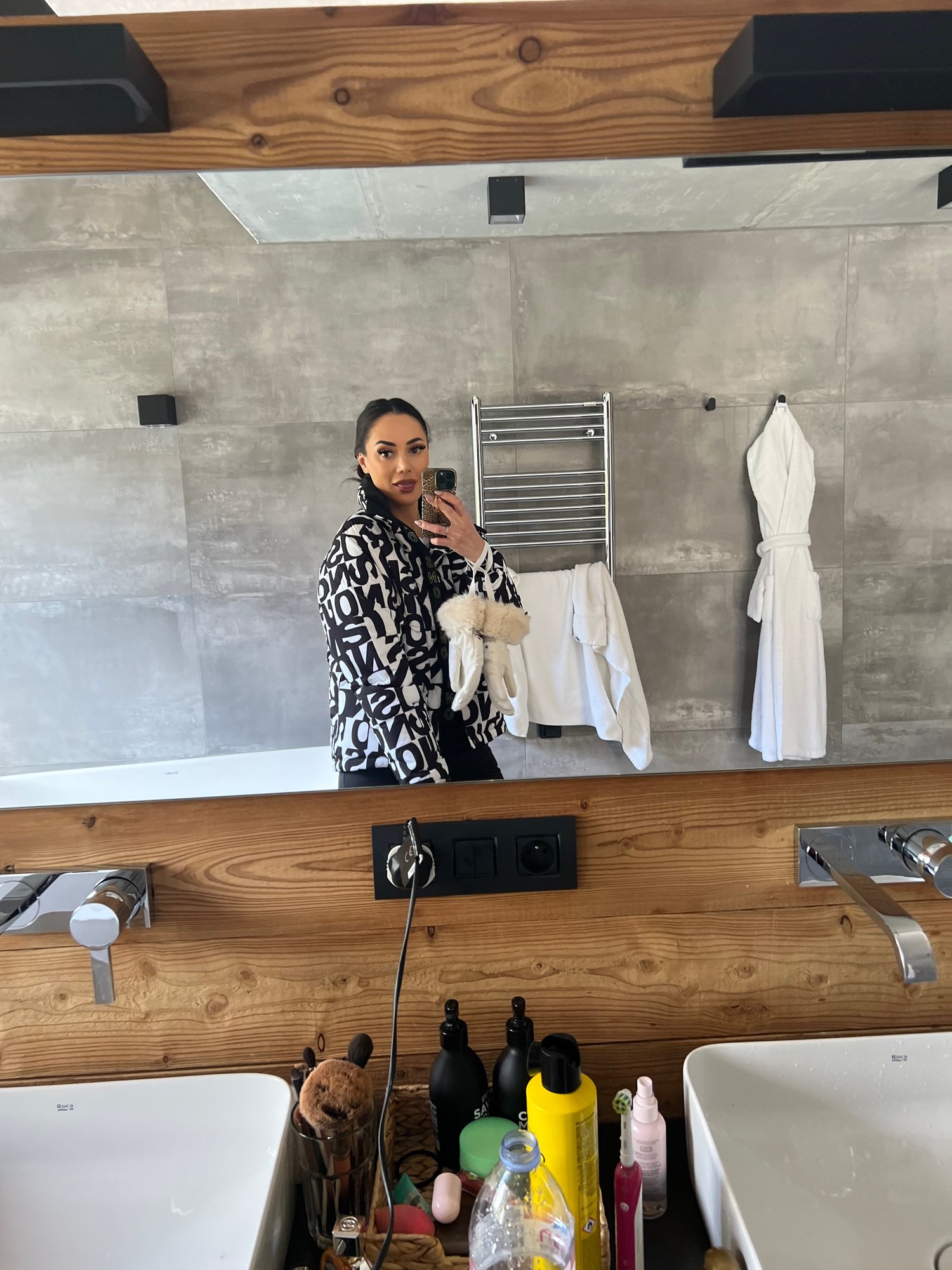 Getting ready in the chalet