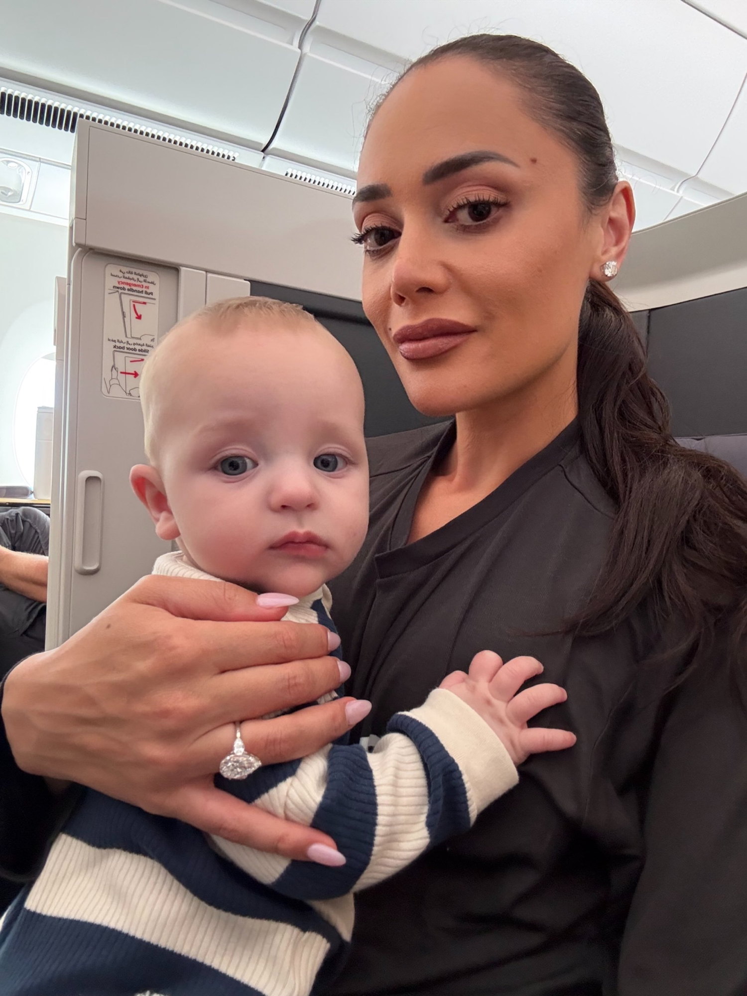 Chelsea Green with Aurelius on the flight to Dubai