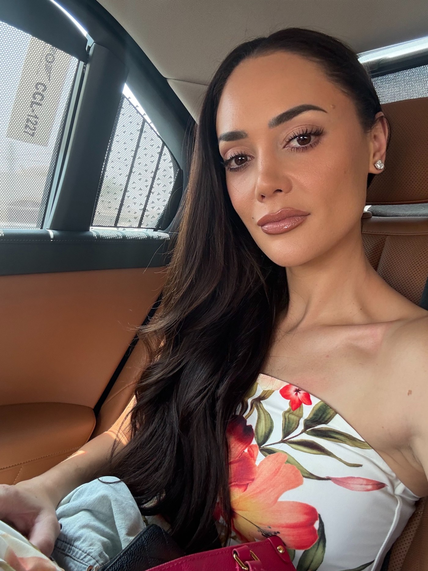 Chelsea Green, glowing skin after treatment