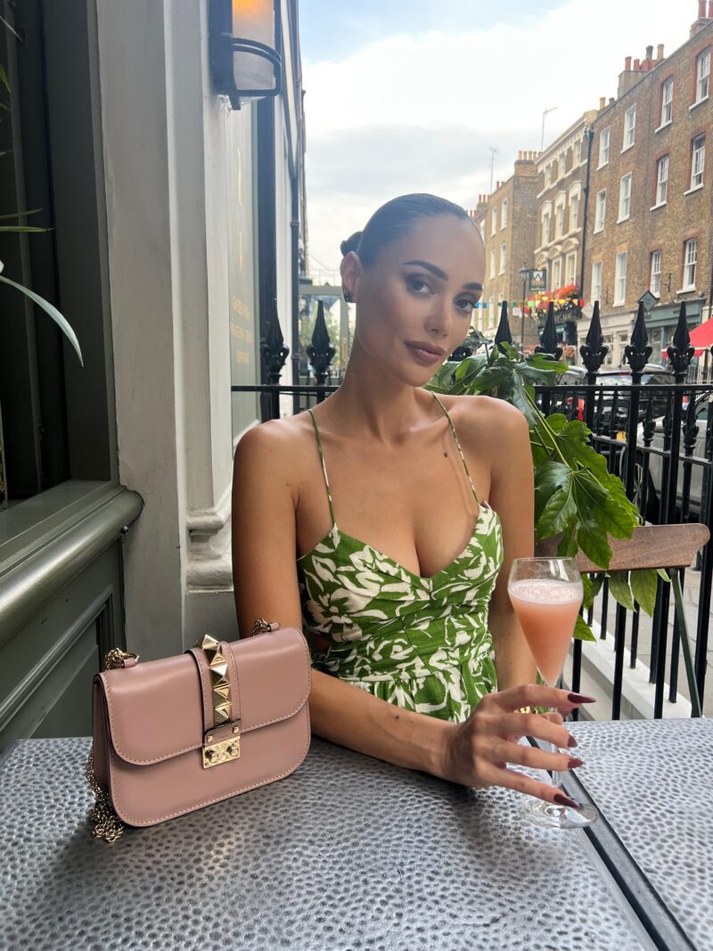 The Luxury Mummy xo Hosting